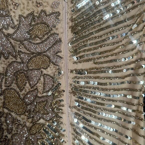 Mac Duggal Beaded Floral Sleeveless Gown v neck sequin evening formal dress 10 - Picture 10 of 10